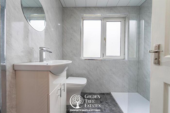 2 Bedroom Flat To Rent In Cowane Street, Stirling, FK8