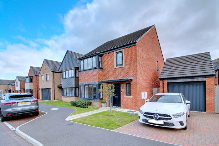 4 Bedroom Detached House For Sale In Winder Drive, Newcastle Upon Tyne, NE13