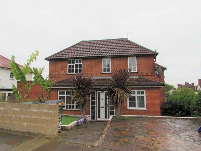 4 Bedroom End Of Terrace House To Rent In Langham Road, Edgware, HA8