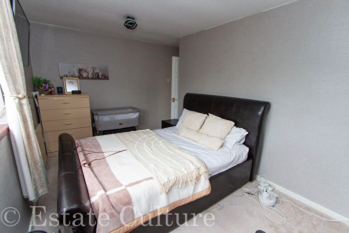 3 Bedroom Terraced House For Sale In Hallway Drive, Shilton, Coventry, CV7