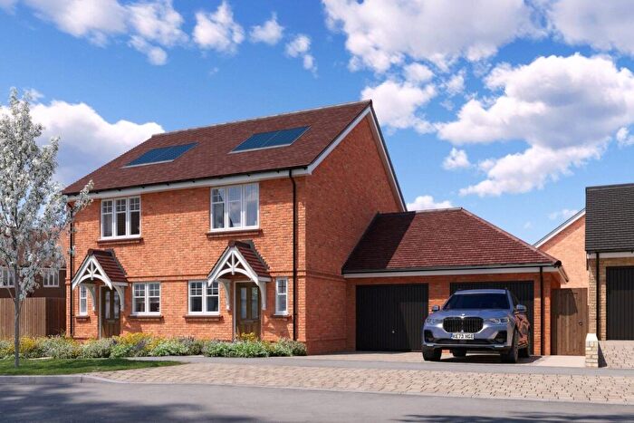 2 Bedroom Semi Detached House For Sale In Hitches Lane, Fleet, GU51