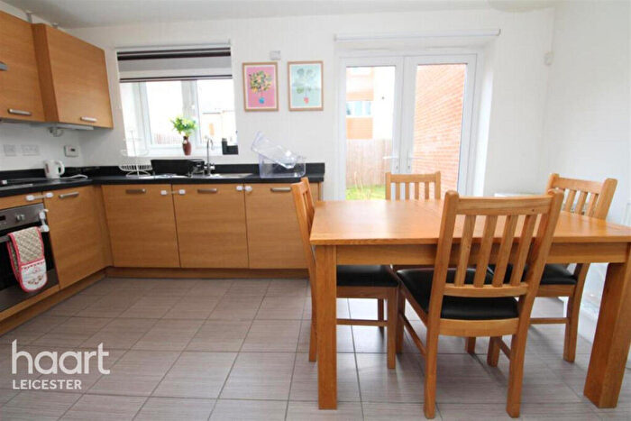 2 Bedroom Detached House To Rent In Watkin Road, Leicester, LE2