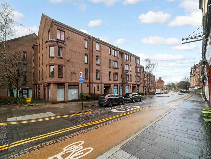 2 Bedroom Flat For Sale In Upper Craigs, Stirling, Stirlingshire, FK8