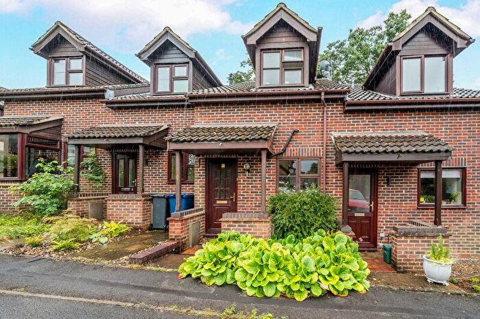 1 Bedroom Terraced House To Rent In Old Barn View, Godalming, GU7