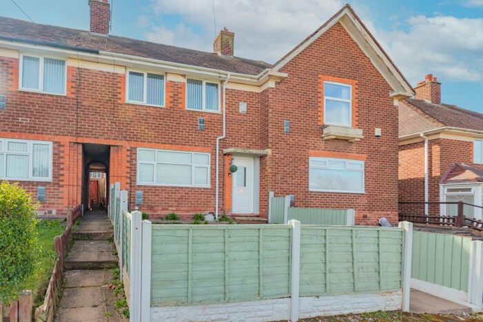 4 Bedroom Terraced House To Rent In Lea Hall Road, Birmingham, B33