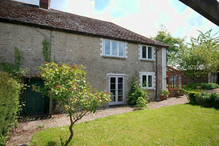 3 Bedroom Semi-Detached House To Rent In Hawkchurch, Axminster, EX13