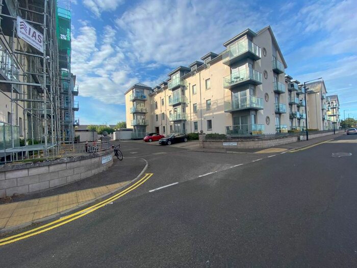 2 Bedroom Flat To Rent In Links Parade, Carnoustie, DD7