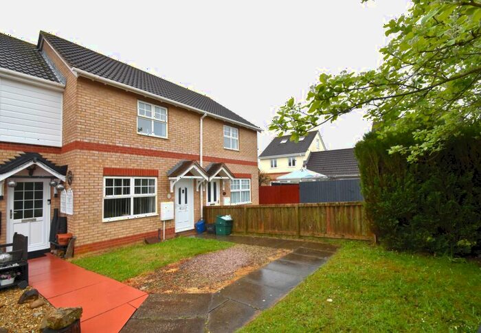 2 Bedroom Terraced House To Rent In Lapwing Close, Cullompton, Devon, EX15