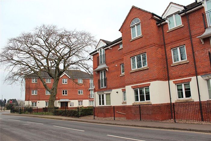 2 Bedroom Flat To Rent In Brinklow Road, Binley, Coventry, West Midlands, CV3