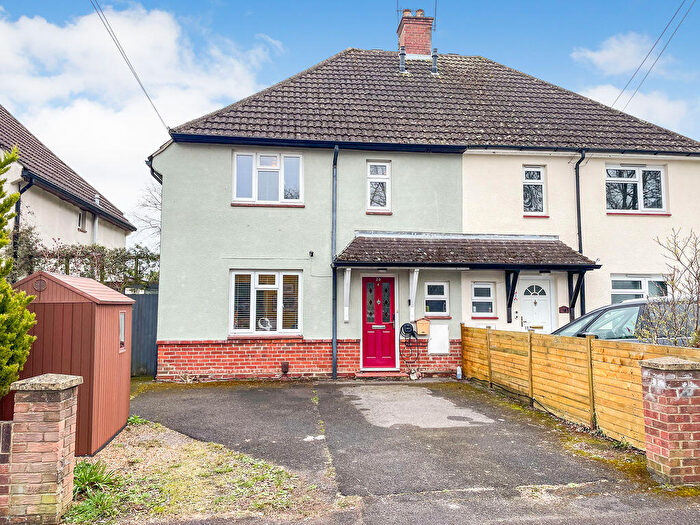 3 Bedroom Semi-Detached House For Sale In Wildern Lane, Hedge End, SO30