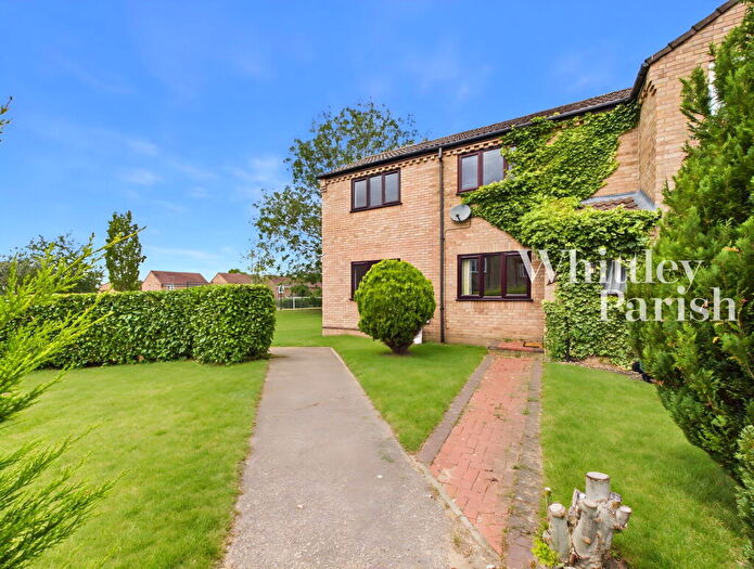 4 Bedroom End Of Terrace House For Sale In Gainsborough Avenue, Diss, IP22