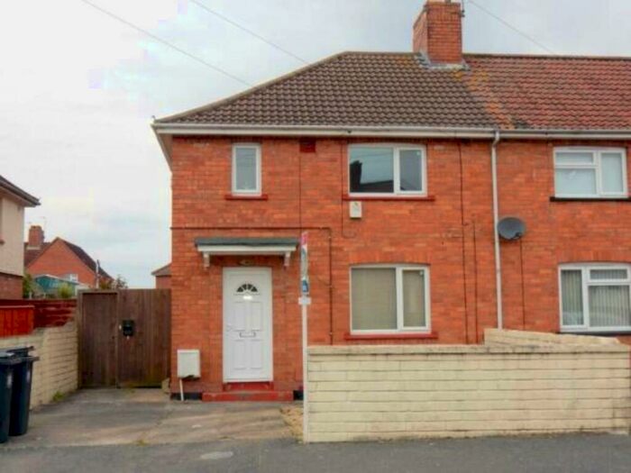 2 Bedroom Flat To Rent In Chepstow Road, Knowle, Bristol, BS4