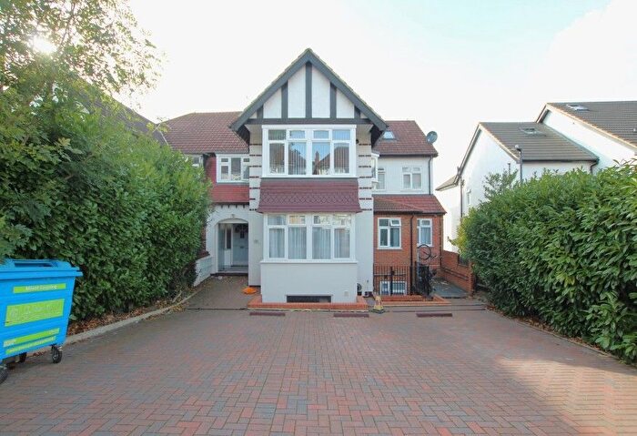 3 Bedroom Flat To Rent In Park Lane, Wembley, HA9