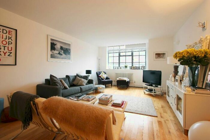 1 Bedroom Flat To Rent In New Globe Walk, London, SE1