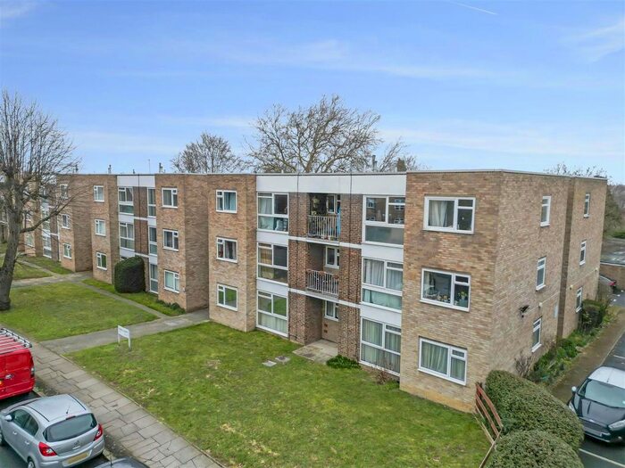 1 Bedroom Flat To Rent In London Lane, Bromley, BR1