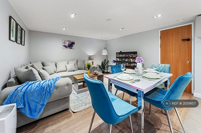 1 Bedroom Flat To Rent In Lavender Hill, London, SW11