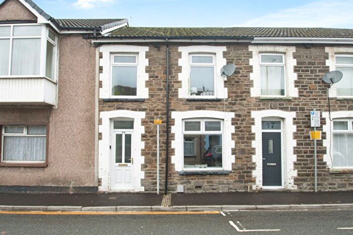 3 Bedroom Terraced House For Sale In Middle Street, Pontypridd, CF37