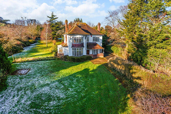 3 Bedroom Detached House For Sale In Dartford Road, Farningham, DA4