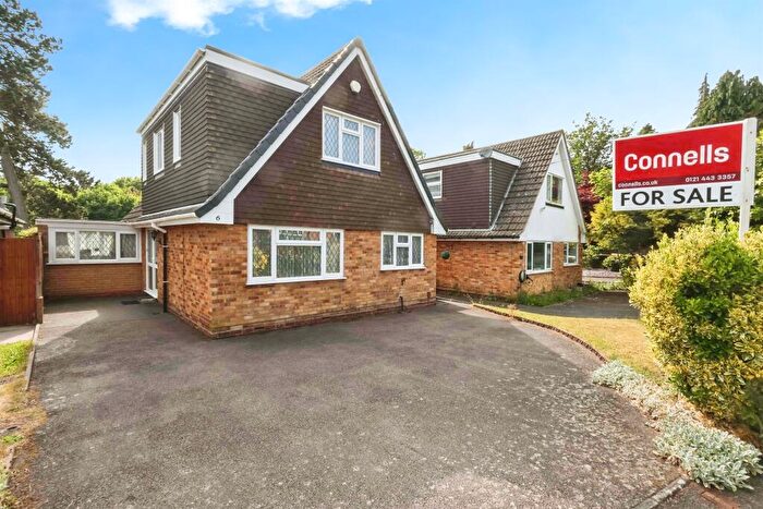 3 Bedroom Detached House For Sale In Mallory Rise, Birmingham, B13