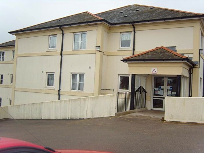 1 Bedroom Flat To Rent In Burridge Lane, Torquay, TQ2
