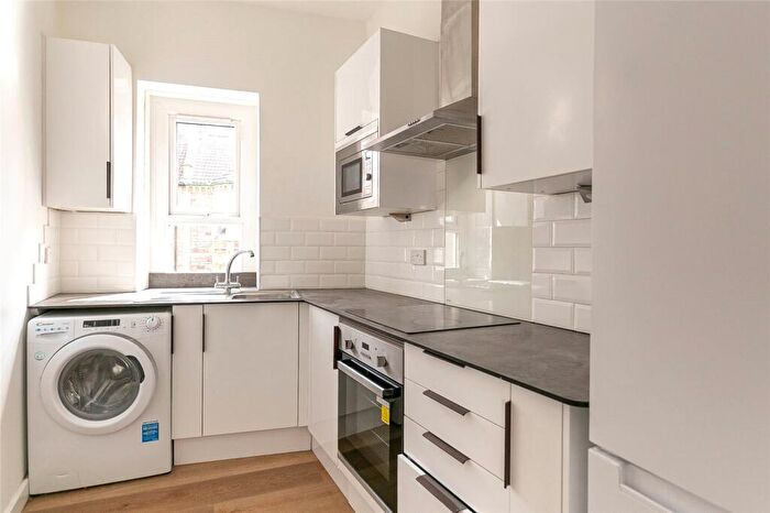 2 Bedroom Apartment To Rent In Camden Road, Southville, Bristol, BS3