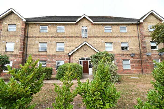 2 Bedroom Flat For Sale In Watford Way London, NW4