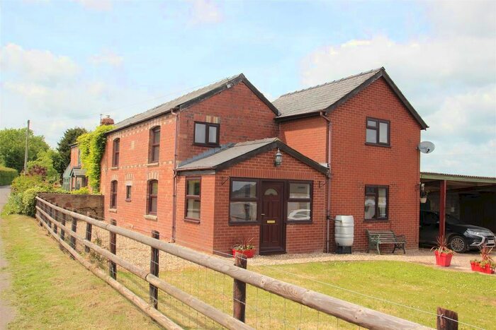 3 Bedroom Property To Rent In Rowlestone, Pontrilas, Hereford, HR2