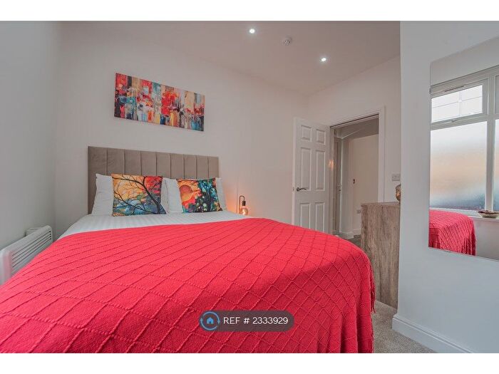 1 Bedroom Flat To Rent In Corbett Street, Smethwick, B66