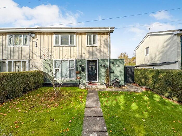 3 Bedroom Semi Detached House For Sale In Welland Vale Close, Corby, NN17