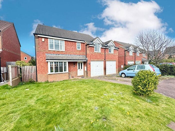 4 Bedroom Detached House For Sale In Gilwern Court, Ingleby Barwick, Stockton-On-Tees, TS17