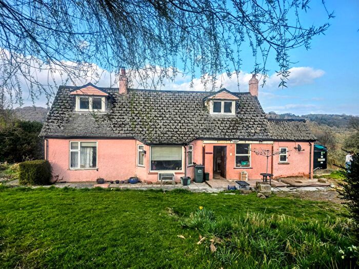 3 Bedroom Bungalow For Sale In Mapstone Hill, Lustleigh, TQ13