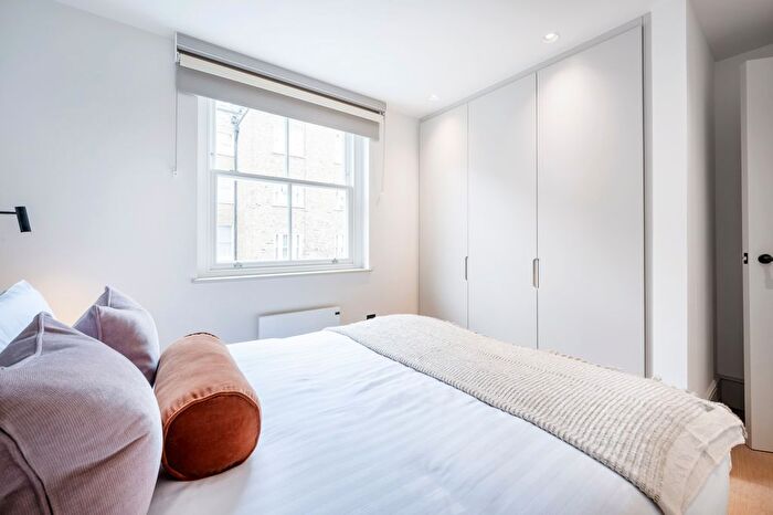 1 Bedroom Flat To Rent In Nevern Square, London, SW5