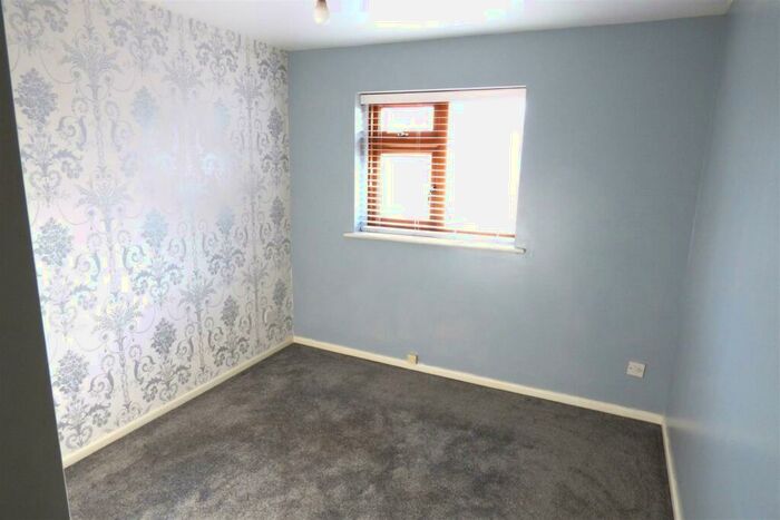 2 Bedroom Property To Rent In Tanner Close, Barrs Court, Bristol, BS30