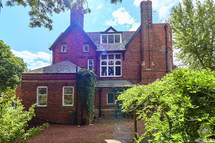 6 Bedroom Semi-Detached House For Sale In Sunderland Road, South Shields, Tyne And Wear, NE34