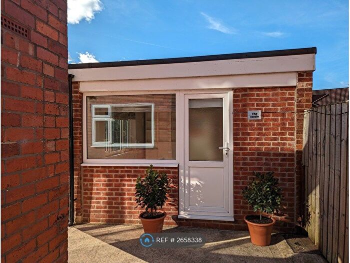 Studio To Rent In Bishopthorpe Road, York, YO23