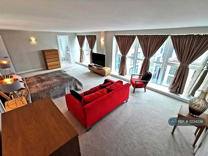 2 Bedroom Penthouse To Rent In Queens College Chambers, Birmingham, B1