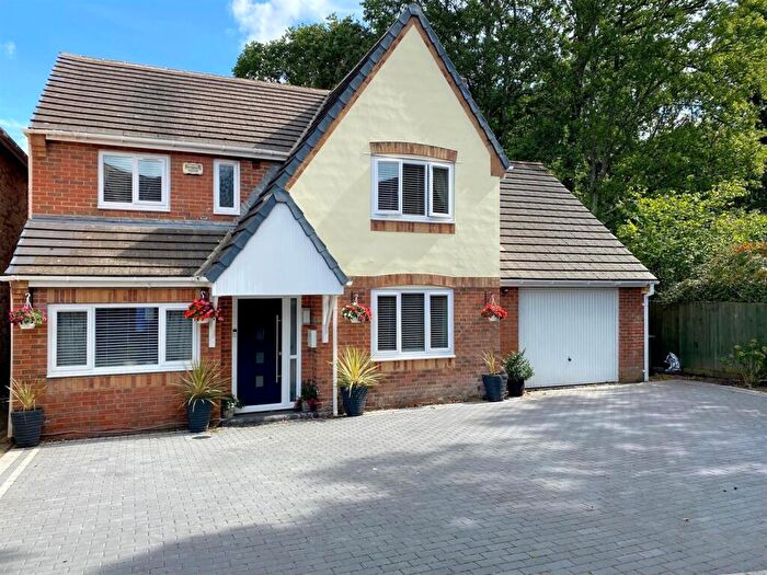 4 Bedroom Detached House For Sale In Buchan Avenue, Whiteley, PO15