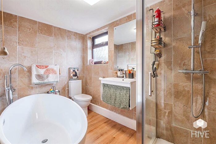 1 Bedroom Flat For Sale In Abbotsbury Road, Weymouth, DT4