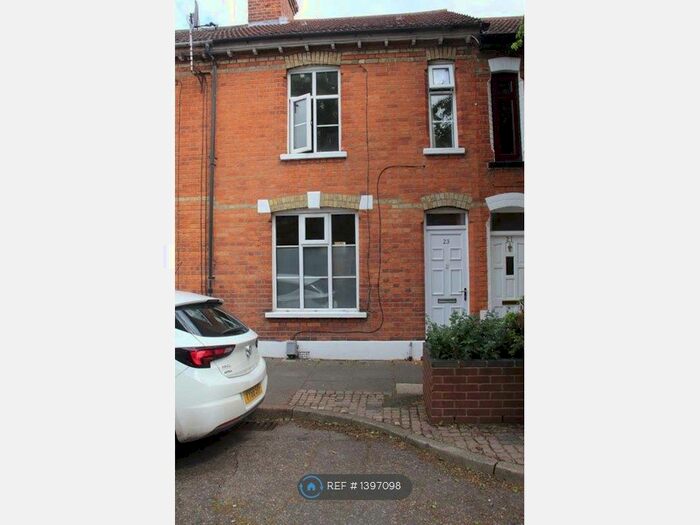 2 Bedroom Terraced House To Rent In Hartington Street, Bedford, MK41