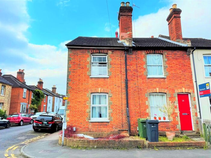 5 Bedroom End Of Terrace House To Rent In Markenfield Road, Guildford, GU1