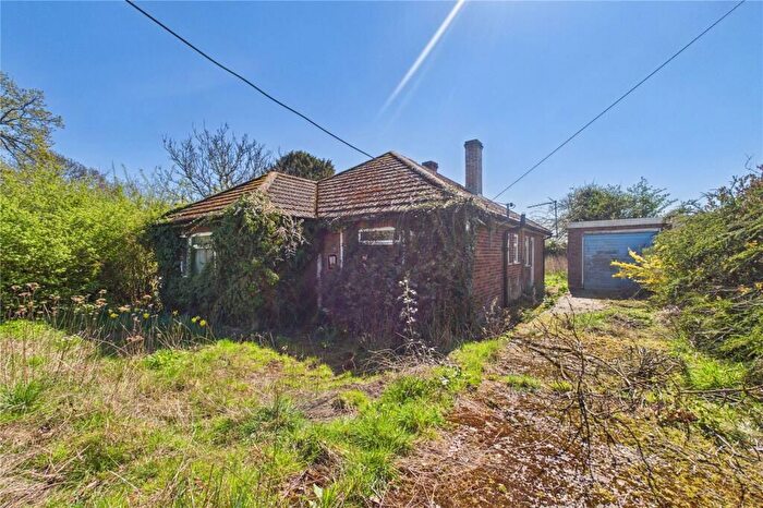 2 Bedroom Bungalow For Sale In Southend, Brightwalton, Newbury, RG20