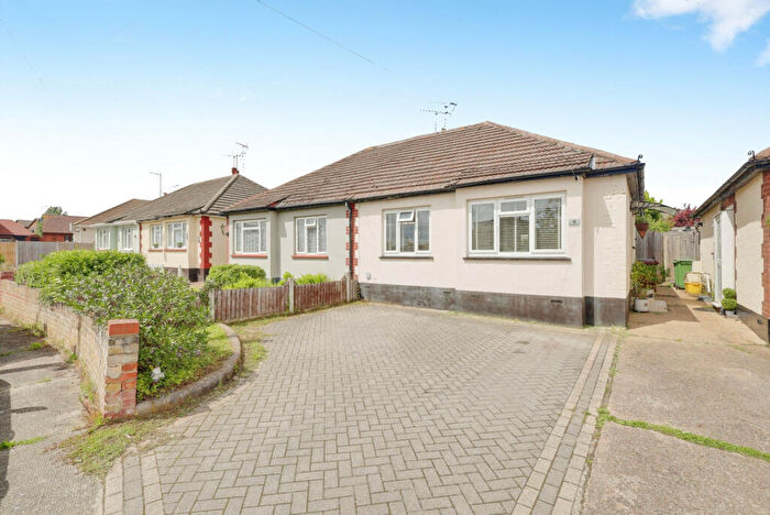 2 Bedroom Semi-Detached Bungalow For Sale In Downesway, Benfleet, SS7