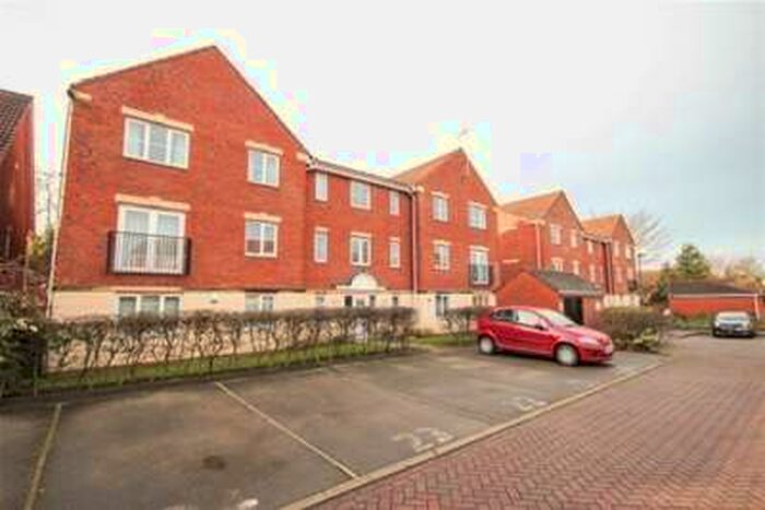 2 Bedroom Flat To Rent In Presidents House, Dukes Court, York, YO26