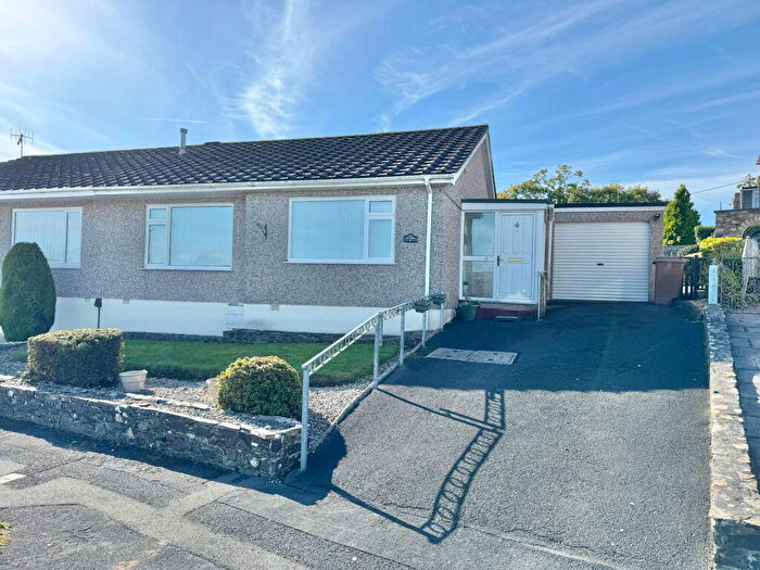 2 Bedroom Semi-Detached Bungalow For Sale In Oak Tree Park, Glenholt, Plymouth, PL6