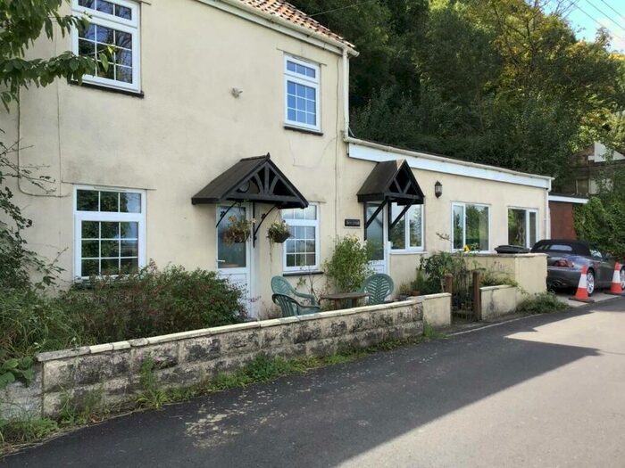 3 Bedroom Cottage To Rent In Rose Cottage, Kewstoke Rd, Kewstoke, BS22