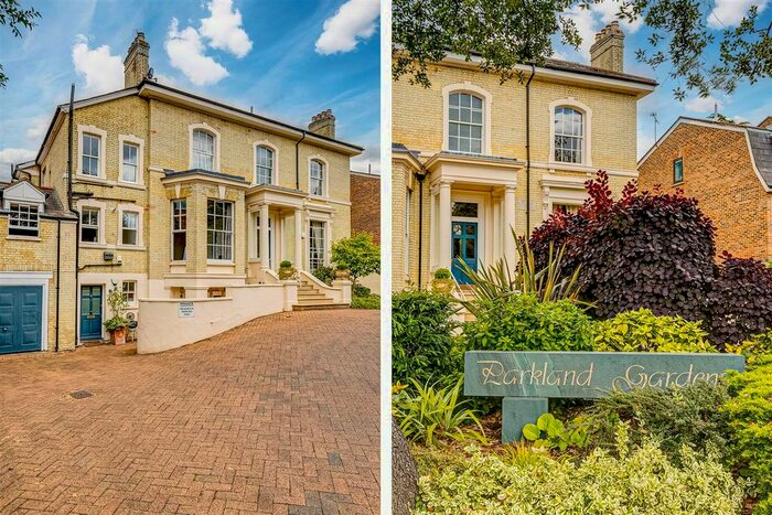 2 Bedroom Flat To Rent In Parkland Gardens, London, SW19