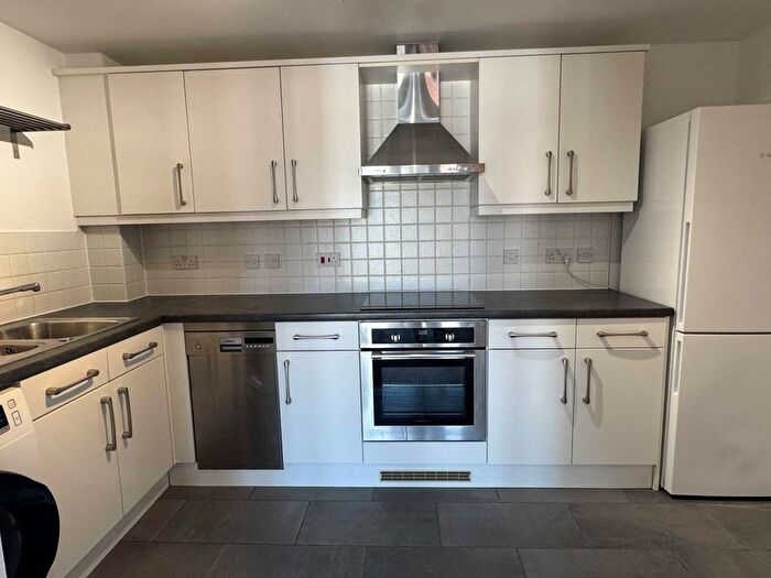 2 Bedroom Flat To Rent In Constantine House, New North Road, Exeter, EX4