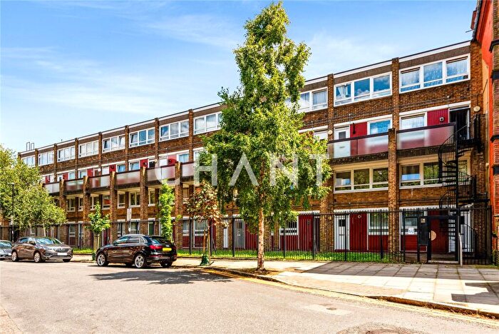 3 Bedroom Apartment To Rent In Eden Grove, Islington, London, N7
