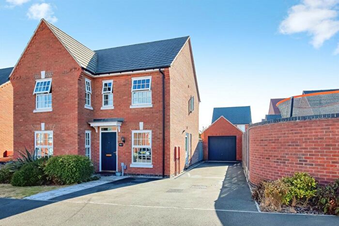 4 Bedroom Detached House For Sale In Ruby Close, Irthlingborough, Wellingborough, NN9
