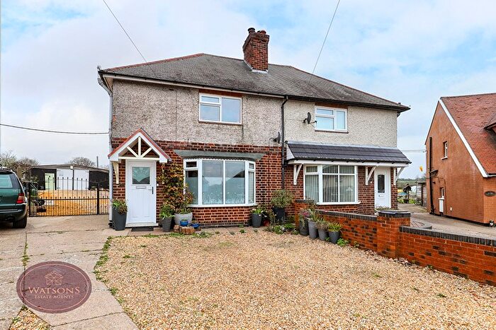 3 Bedroom Semi Detached House For Sale In Barrows Hill Lane, Westwood, Nottingham, NG16